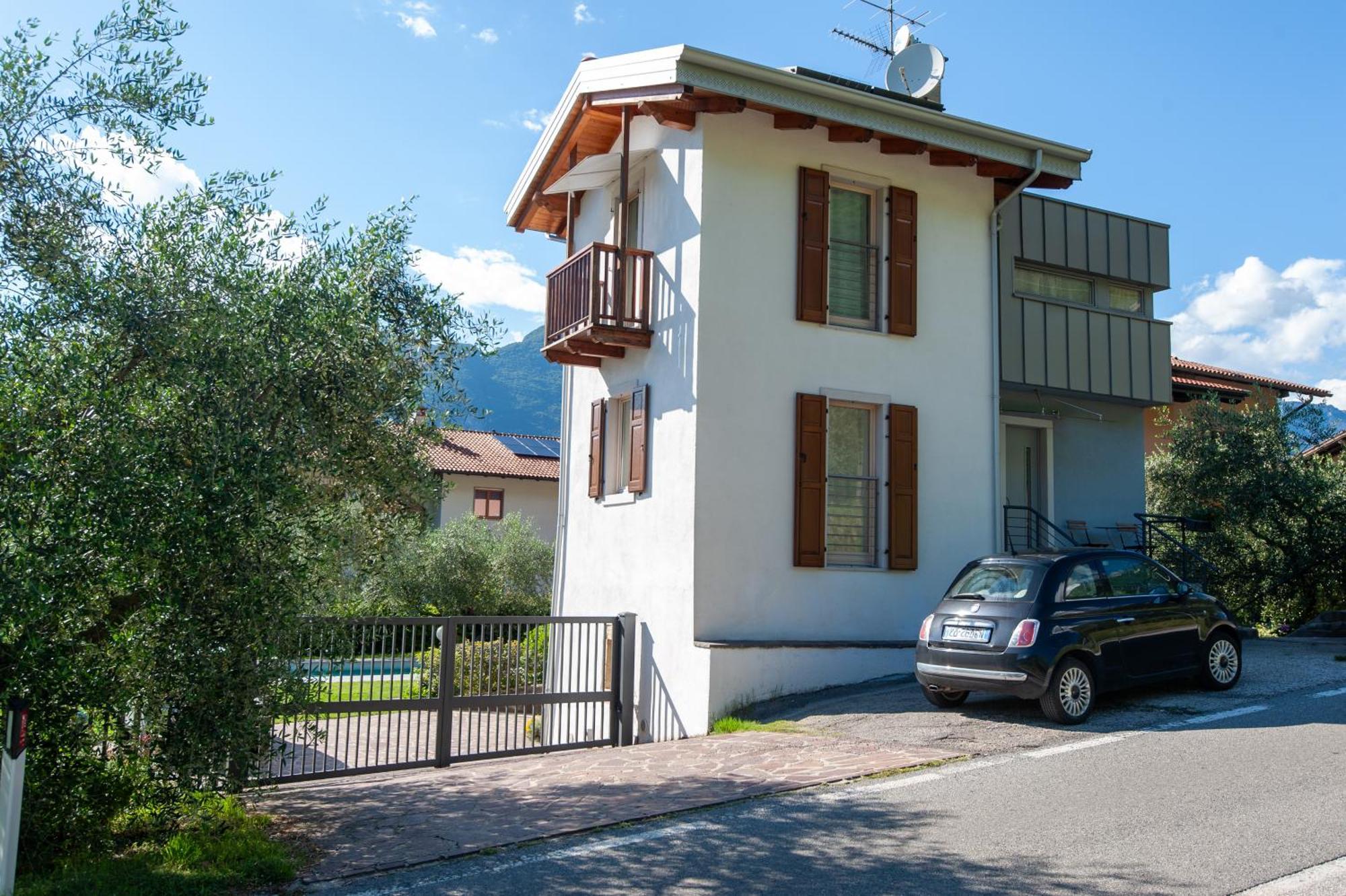 Вилла La Torretta Арко Экстерьер фото
